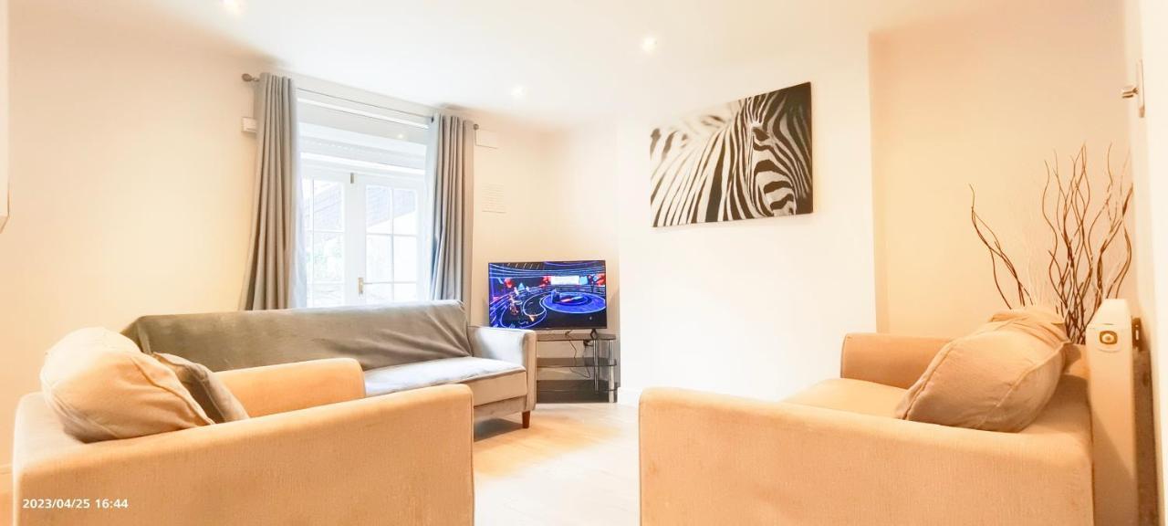 Appartamento Daisy Garden In Marylebone Londra Esterno foto