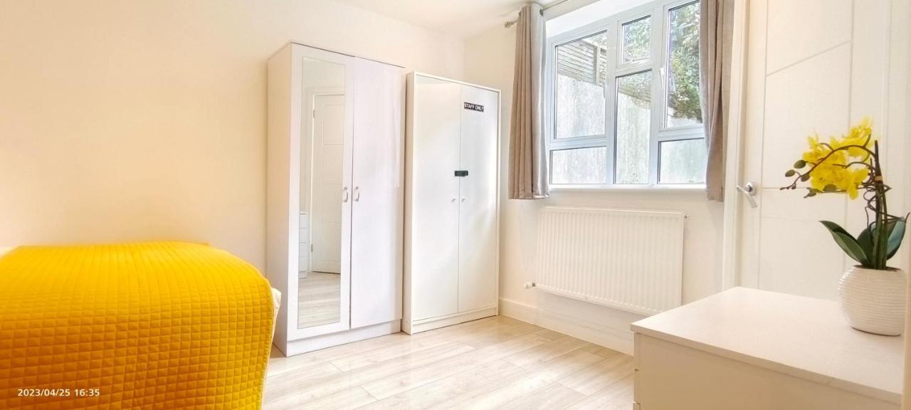 Appartamento Daisy Garden In Marylebone Londra Esterno foto